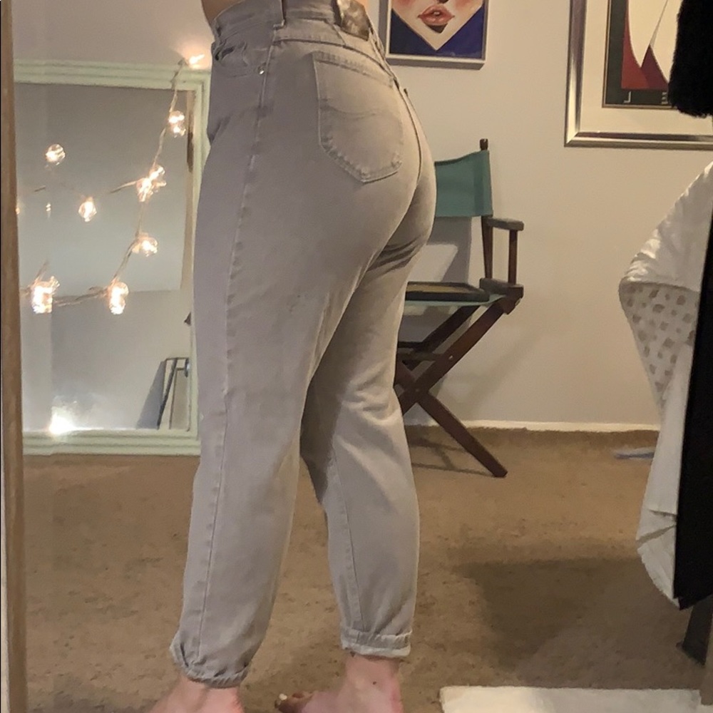 Tan Lee Highwaisted Jeans